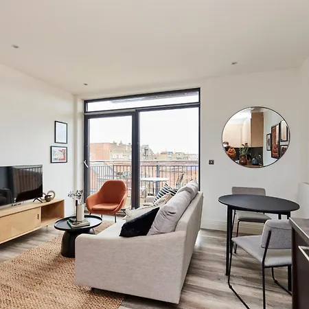 The Wembley Crib - Lovely 1Bdr Flat With Balcony London Exterior photo