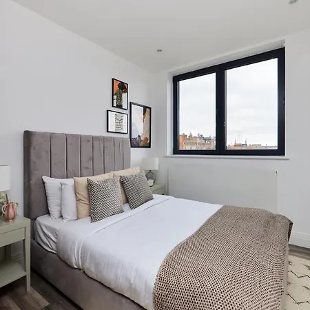 The Wembley Crib - Lovely 1Bdr Flat With Balcony London Exterior photo