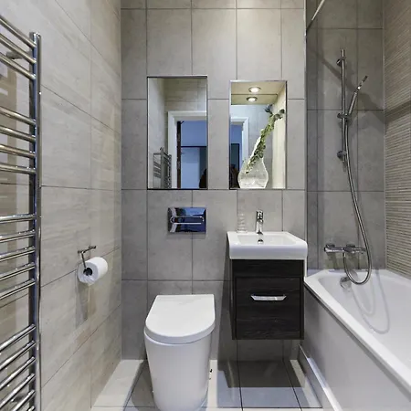 The Wembley Crib - Lovely 1Bdr Flat With Balcony London Exterior photo