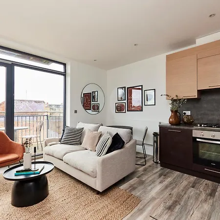 The Wembley Crib - Lovely 1Bdr Flat With Balcony London Exterior photo