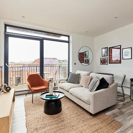 The Wembley Crib - Lovely 1Bdr Flat With Balcony London Exterior photo