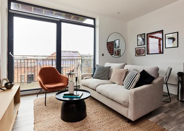 The Wembley Crib - Lovely 1Bdr Flat With Balcony